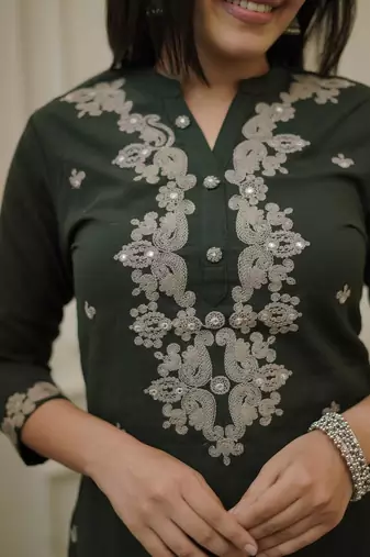 Women Ethnic Motifs Embroidered Regular Thread Work Kurta with Trousers & With Dupatta