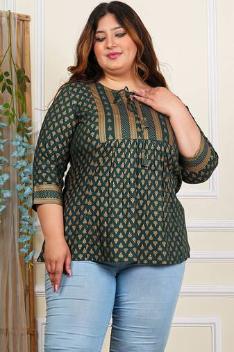 Women's plus  size  wine  rayon foil print  mid thigh length  3/4th  heavy yoke with gather short kurti (green)