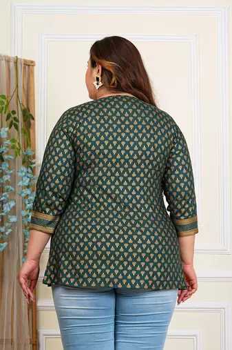 Women's plus  size  wine  rayon foil print  mid thigh length  3/4th  heavy yoke with gather short kurti (green)