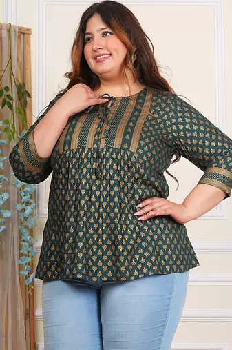 Women's plus  size  wine  rayon foil print  mid thigh length  3/4th  heavy yoke with gather short kurti (green)