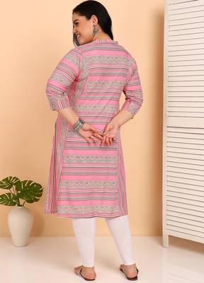 Women's plus size rayon printed straight kurti, mandarin collar, 3/4th sleeves (pink) 2