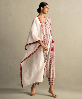 Cream red printed cotton kurta set 2