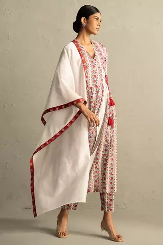 Cream red printed cotton kurta set