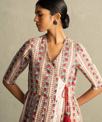 Cream red printed cotton kurta set 5