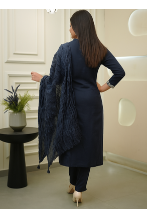 Women Embroidered Regular Kurta with Trousers & With Dupatta 2