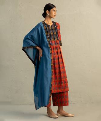Red printed cotton kurta set 2