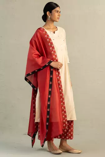 Beige embroidered mul chanderi kurta set