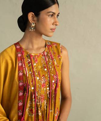 Mustard yellow printed chanderi cotton kurta set 3