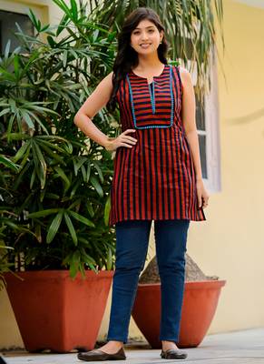 Women   s cambric cotton printed short kurti | sleeveless striped tunic top with keyhole notch neck | casual daily wear 5