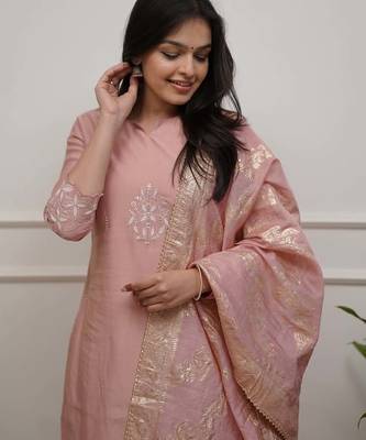 Women Ethnic Motifs Embroidered Regular Thread Work Kurta with Trousers & With Dupatta 3