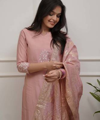 Women Ethnic Motifs Embroidered Regular Thread Work Kurta with Trousers & With Dupatta 5