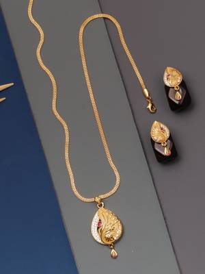 gold-plated pendant with traditional stone work 4