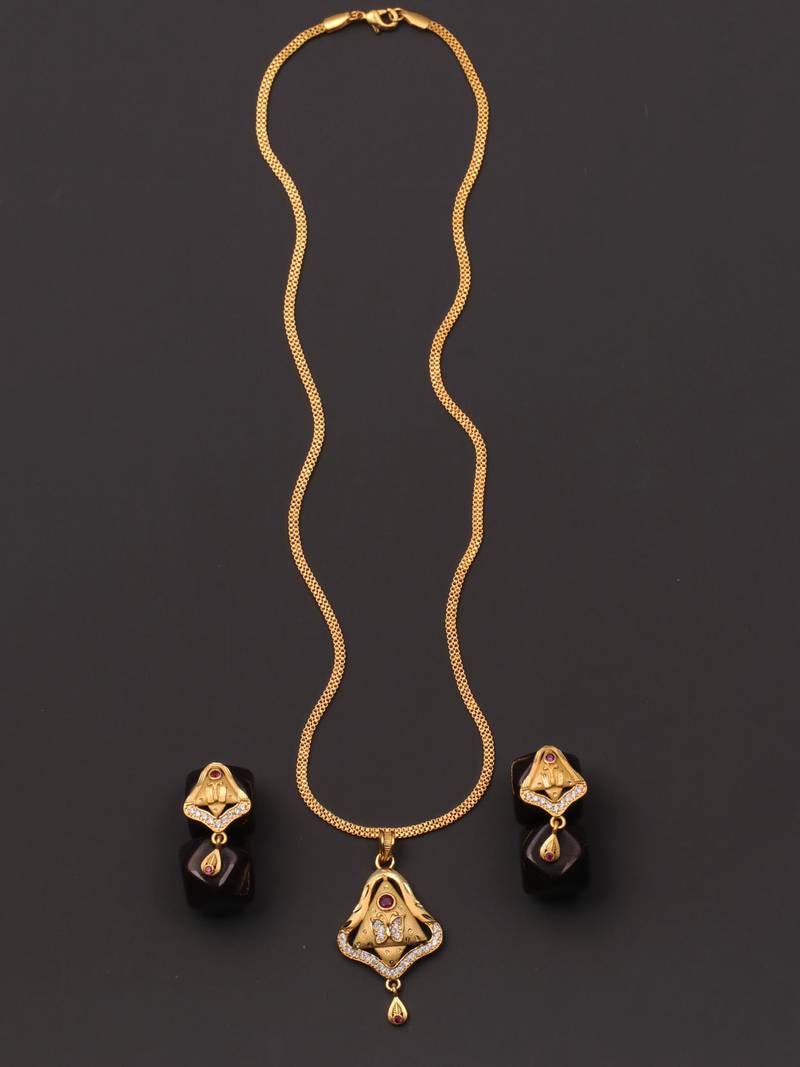Traditional  gold plated diamond pendent with earring
