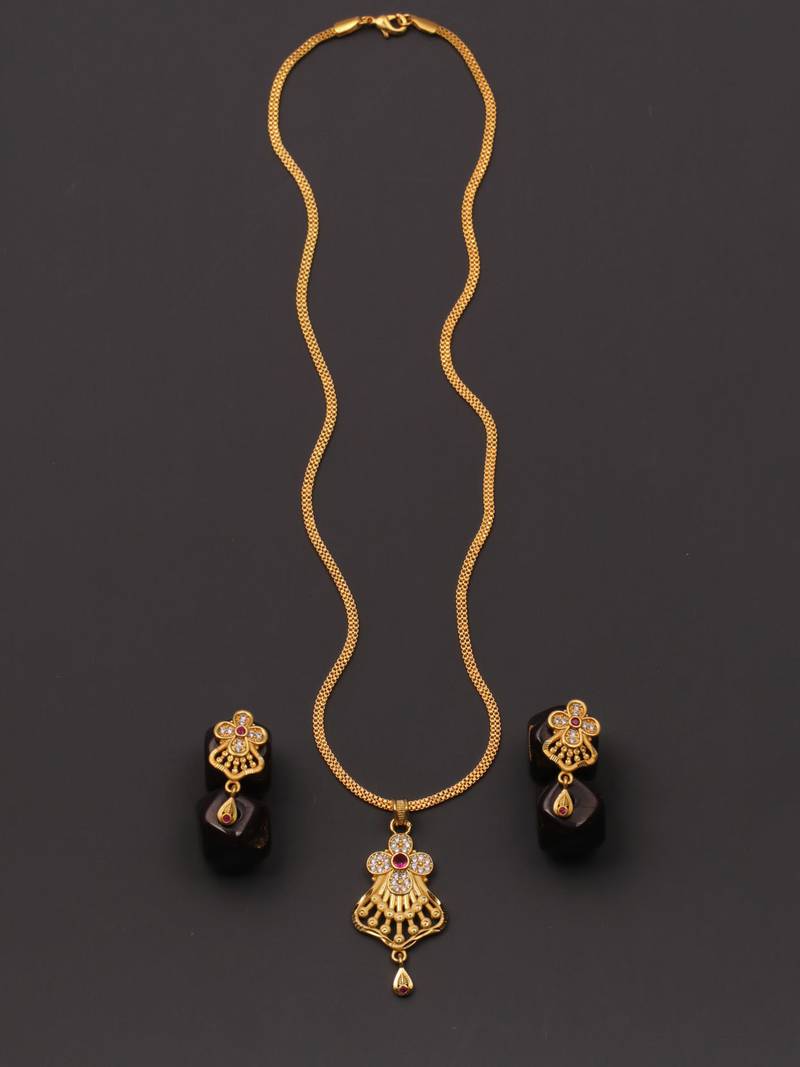 Traditional  gold plated diamond pendent with earring