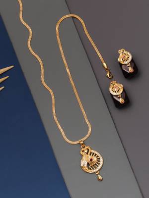 gold-plated pendant set with diamond work 4