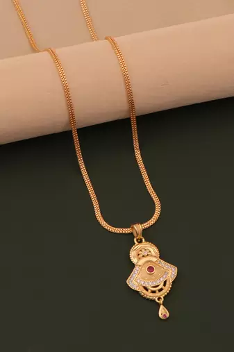 gold-plated pendant set with traditional work