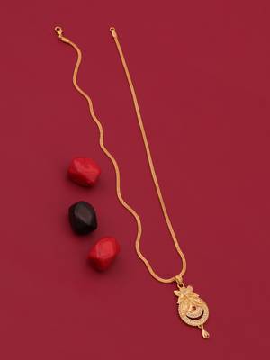 gold brass pendant set with diamond stone work earrings 4