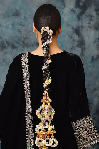 Gold plated tassel multicolor parandi