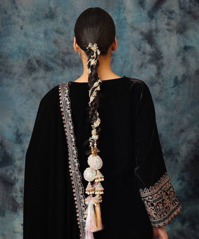 Gold plated tassel multicolor parandi