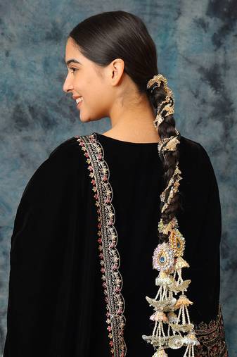 Gold plated tassel multicolor parandi