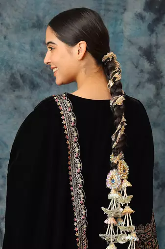 Gold plated tassel multicolor parandi