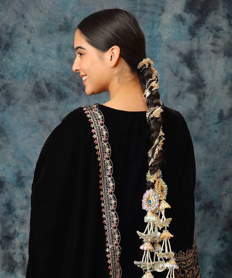 Gold plated tassel multicolor parandi