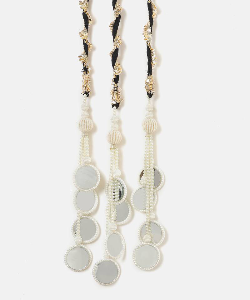 Gold plated mirror white parandi
