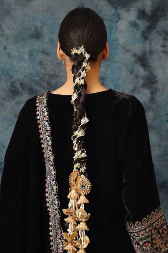 Gold plated tassel multicolor parandi