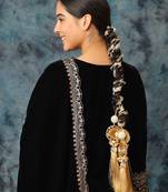 Gold plated tassel parandi