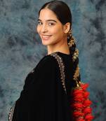 Gold plated red floral parandi