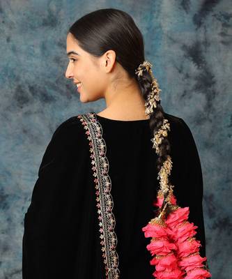 pink crystal parandi with pearl floral work design
 1