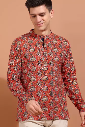 Men's cotton cambric kalamkari printed nehru collar full sleeves short kurta (red)