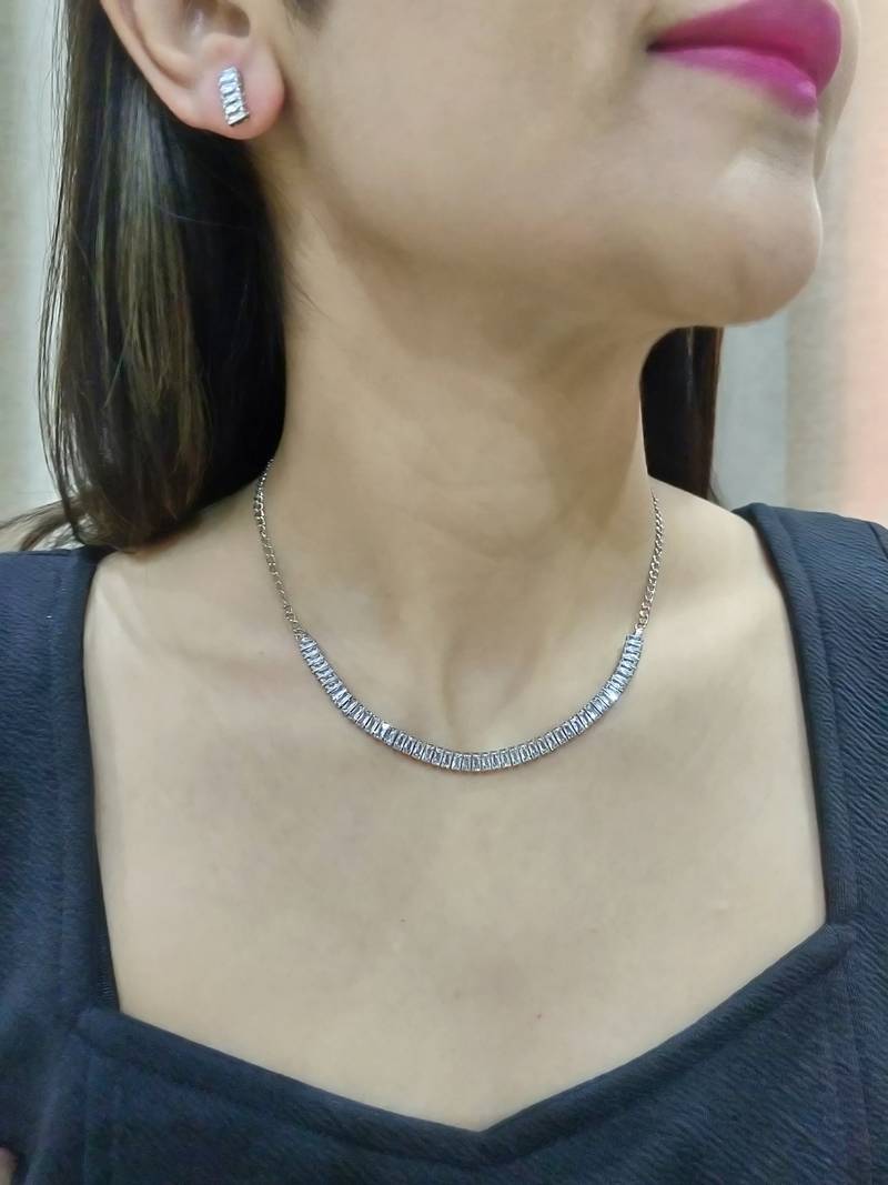 Single line ad necklace set