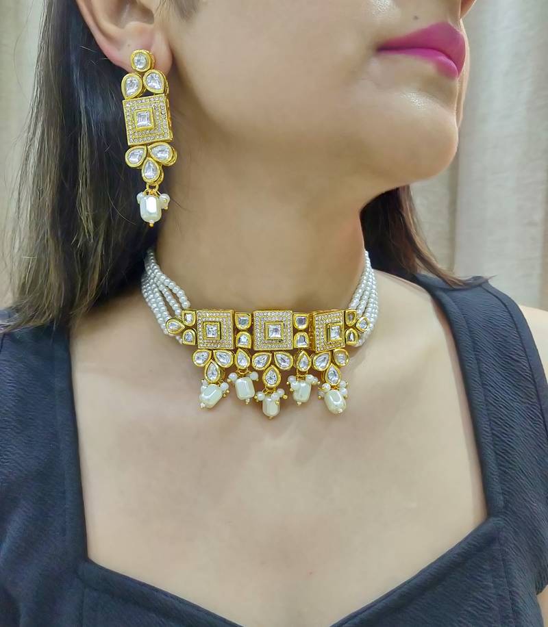 Ferzeen white kundan choker set