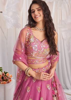 pink zari embroidered fendy bridal lehenga choli 2