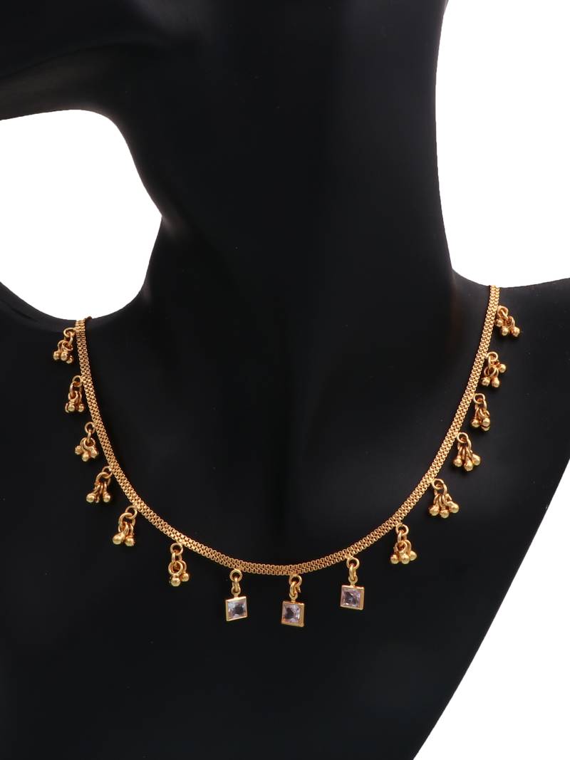 Delicat fancy gold necklace chain for woman and girl