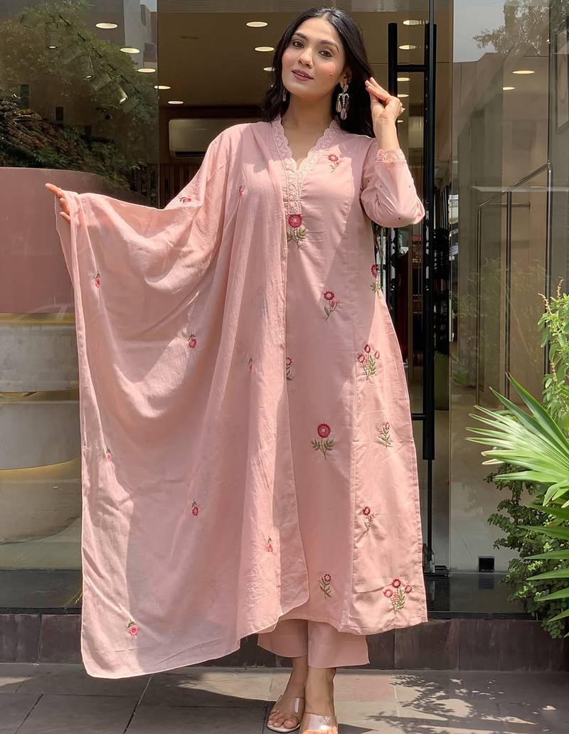 Pink p.v. chanderi heavy thread embroidery work kurta pant set