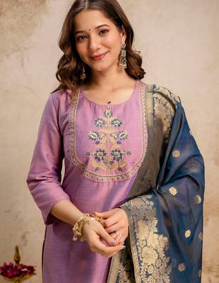 Pink vatican heavy thread embroidery work kurta pant set 4