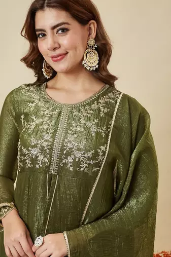 Mehendi crunchy silk heavy thread embroidery work kurta palazzo set