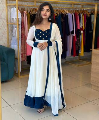 white silk blend gown set with sequins embroidery
 2