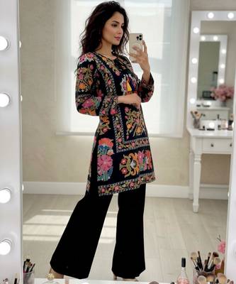black cotton poly palazzo set with thread embroidery
 2