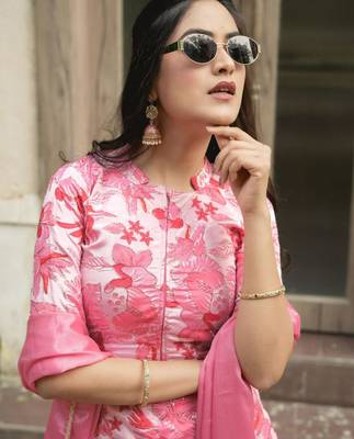 pink silk blend palazzo set with floral print
 4