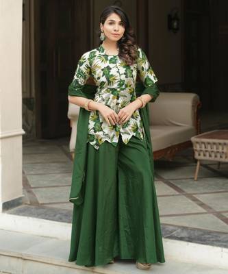 green silk blend palazzo set with leaf print design
 3