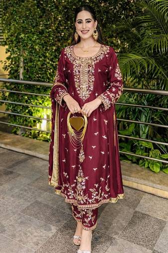 maroon silk blend embroidered kurta set