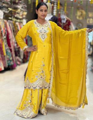 yellow silk blend palazzo set with floral embroidery 3