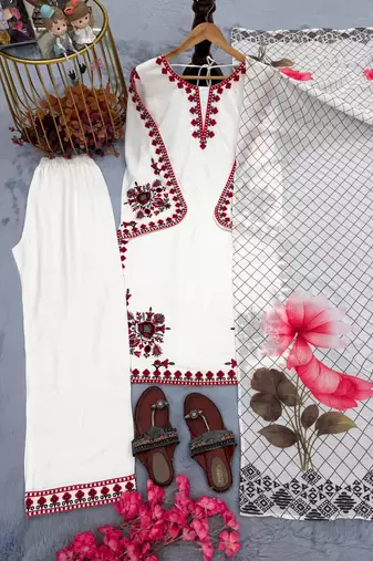 cream satin kurta set with floral embroidery
