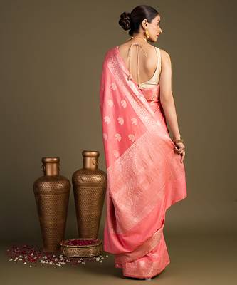 Peach handloom monga silk saree 4