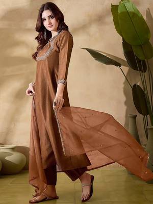 Floral Embroidered Sequinned A-Line Kurta With Trousers & Dupatta 2