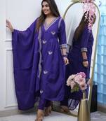 Women Embroidered Panelled Thread Work Kurta with Trousers & With Dupatta