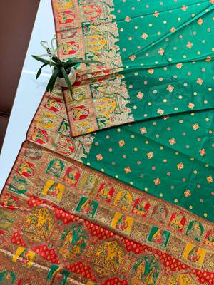 emerald banarasi silk saree with meena weaving
 3